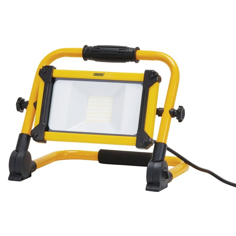 230V Smd Led Folding Site Light, 20W, 2200 Lumens - Duchy Fasteners